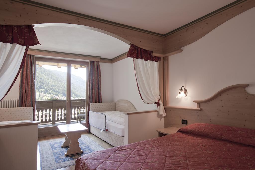 Resort Dolce Casa - Family & Spa Hotel Moena Zimmer foto